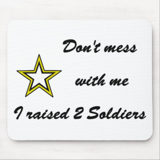 Mach dich nicht mit mir ab, ich habe zwei Soldaten Mousepad