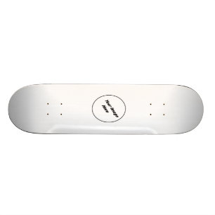 Machen Sie Ihr von einem netten Skateboard