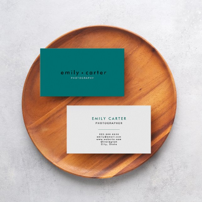 Machen Sie Ihr Zeichen: Modernes Minimalistisches  Visitenkarte (A chic modern teal and white business card.)