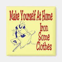 Machen Sie sich auf Zuhause Eisen einige Kleidung