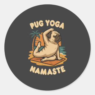 MACHEN WIR YOGA MIT DEINEM MOPSHUND - NAMASTE RUNDER AUFKLEBER