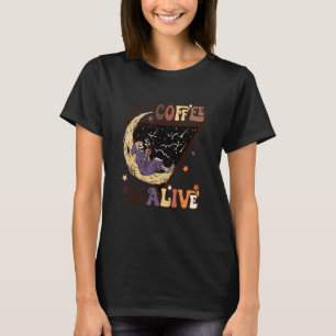 Macht mich dieser Kaffee am Halloween-Retro lebend T-Shirt