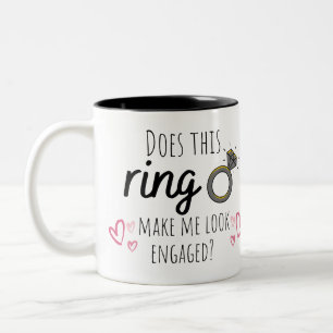 Macht mich dieser Ring zu verlobter Tasse? Zweifarbige Tasse