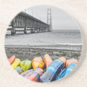 Mackinac Bridge and Canoes Select Color Getränkeuntersetzer