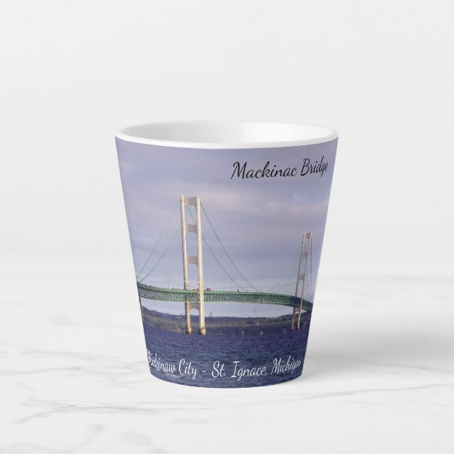 Mackinac Bridge Latte Tasse (Vorderseite)