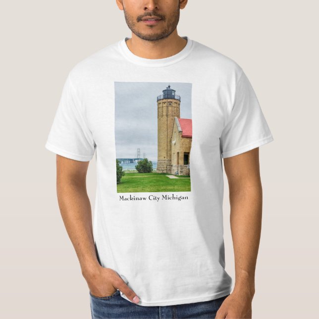 Mackinac Bridge und Lighthouse T - Shirt (Vorderseite)