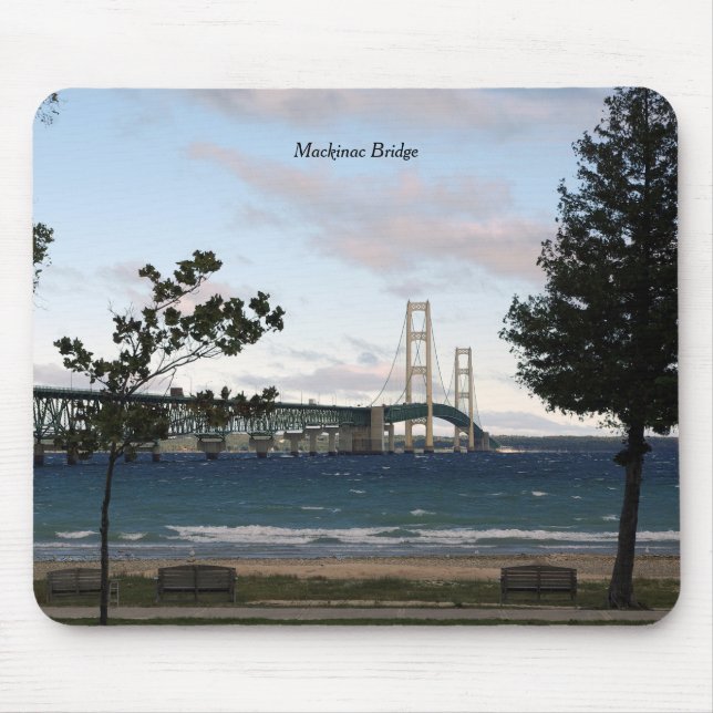 Mackinac-Brücke mit Baummousepad Mousepad (Vorne)