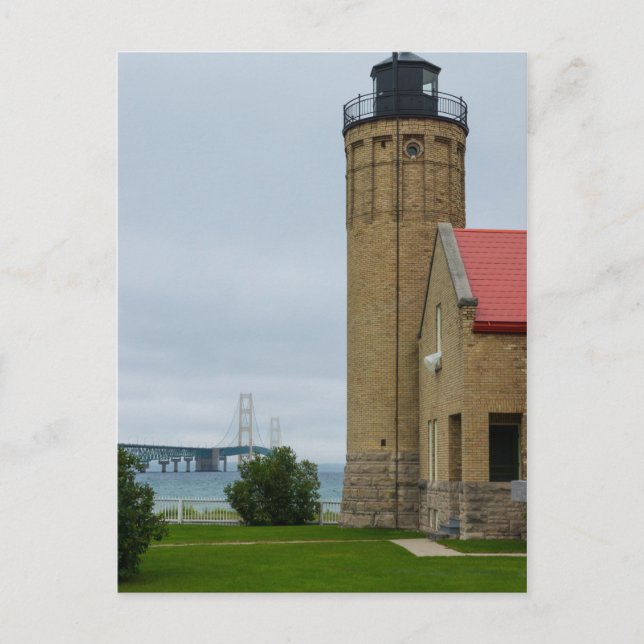 Mackinac-Brücke und Leuchtturm Postkarte (Vorderseite)