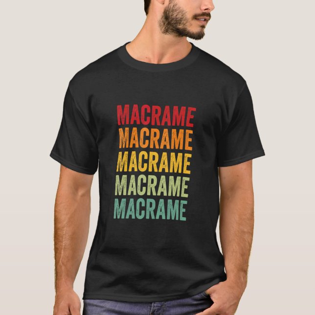 Macrame Macrame Hobbyist Rainbow Design T-Shirt (Vorderseite)