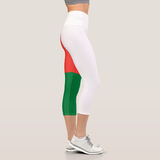 Madagaskar-Flagge Capri Leggings (Rechts)