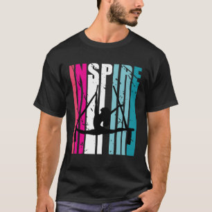 Mädchen-Aerialistin inspiriert Trainer Retro-Aeroy T-Shirt