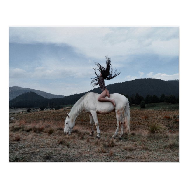 Mädchen am Pferd Poster (Vorderseite)