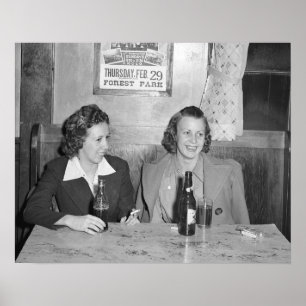 Mädchen an der Bar, 1940. Vintage-Foto Poster