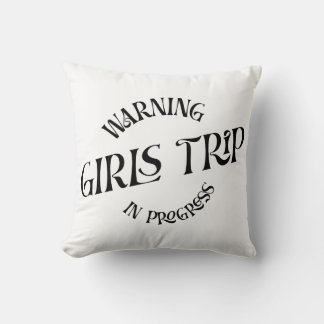 Mädchen auf dem Laufenden warnen Kissen