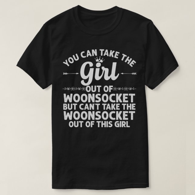 Mädchen aus WOONSOCKET RI RHODE ISLAND Geschenk Fu T-Shirt (Design vorne)