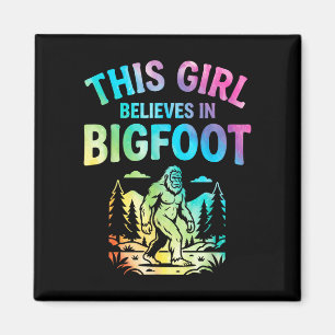Mädchen Bigfoot-Gläubiger Tie-Dye Sasquatch-Krypti Magnet