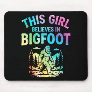 Mädchen Bigfoot-Gläubiger Tie Dye Sasquatch Krypti Mousepad