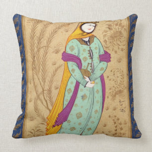 Mädchen, das ein Weinschiff und eine Birne, vom L Kissen