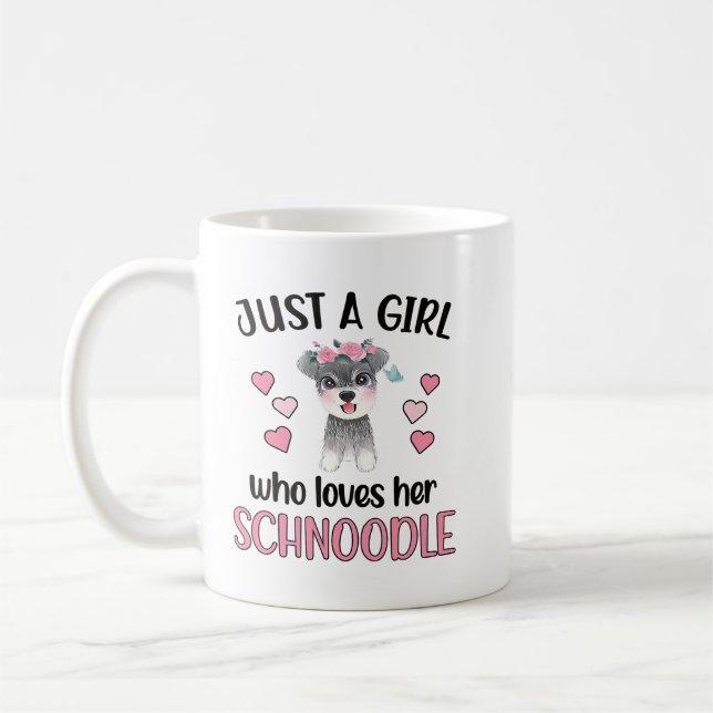 Mädchen, die ihre Schnoodle-Mama 579 Liebe Kaffeetasse (Links)
