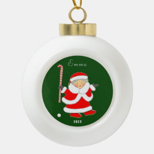 Mädchen Feldhockey 2026 Keramik Kugel-Ornament