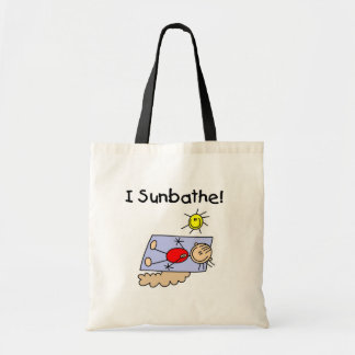 Mädchen I nehmen Tasche ein Sonnenbad