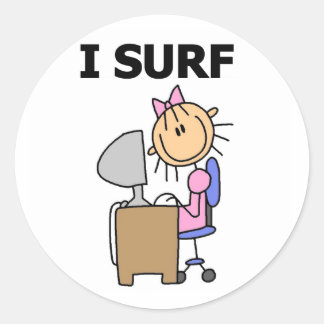 Mädchen Ich surfe im Web-Shirts und Geschenke Runder Aufkleber