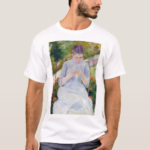 Mädchen im Garten, Mary Cassatt T-Shirt