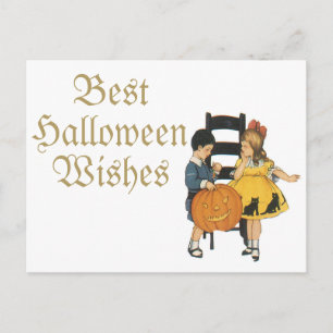 Mädchen in einem schwarzen Halloween-Katzenkleid Postkarte
