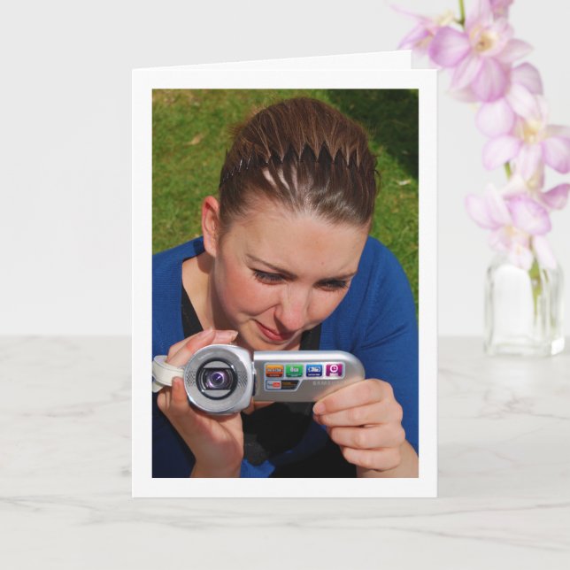 Mädchen mit Camcorder Portrait Karte (Orchidee)