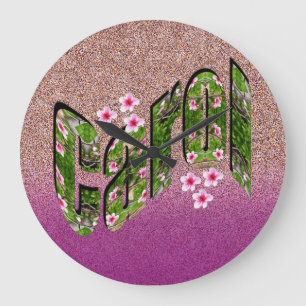 Mädchen namens Carol, Große Wanduhr