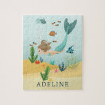 Mädchen Niedlich und magisch unter dem Meer Meerju Puzzle<br><div class="desc">Dieses niedliche, skurrile und moderne Puzzle-Design mit Fisch, Algen, Krabben und Seestern ist ein Design für Meerjungfrauen, das unter dem Meeresspiegel liegt und mit dem Mädchennamen personalisiert sein kann. Das perfekte magische und geistliche Geschenk für alle Meerjungfrauen!</div>