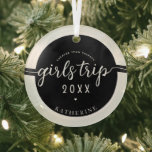 Mädchen reisen billiger als Therapieferien Ornament Aus Glas<br><div class="desc">Girls Reise billiger als Therapie Custom Vacation Girls Weekend Entaway Design!</div>