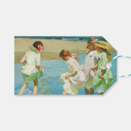 Mädchen Spazieren im Wasser am Meer Geschenkanhänger