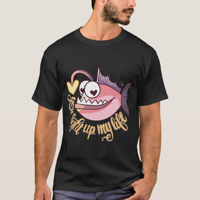 Mädchen und Pinguin fischen mit Herz T-Shirt (Vorderseite)
