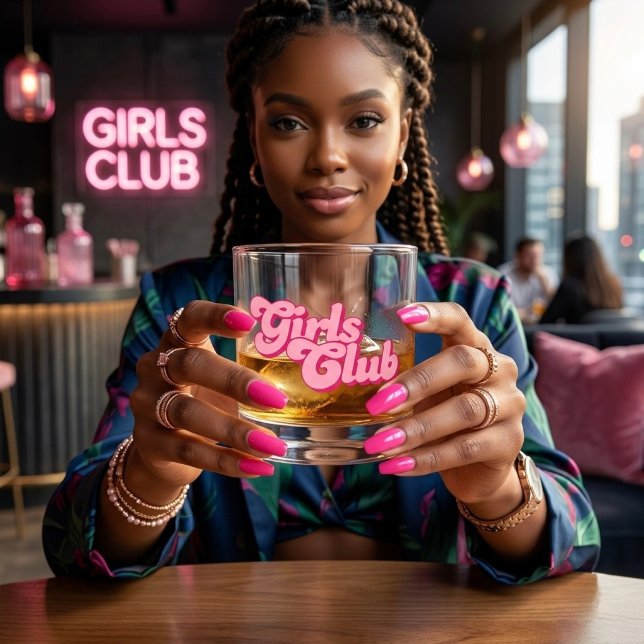 Mädchenclub Whiskyglas (Von Creator hochgeladen)