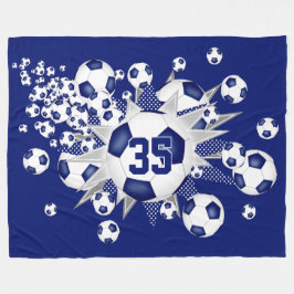 Mädchenfußbällchen spielen athletisch personalisie fleecedecke