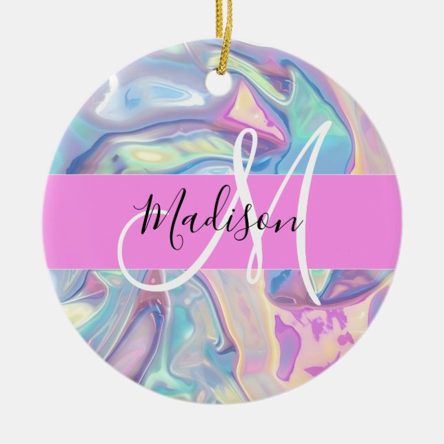 Mädchenrosa Holografisch Iridescent Monogram Name Keramik Ornament (Vorne)