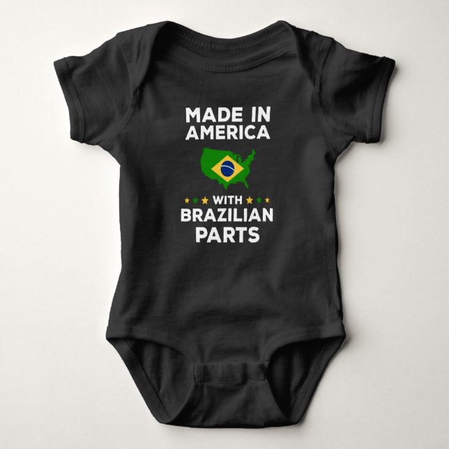 Made in America with Brazilian Parts Funny Brazil Baby Strampler (Vorderseite)