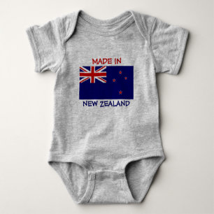 Made in Neuseeland with New Zealand Flag Baby Strampler