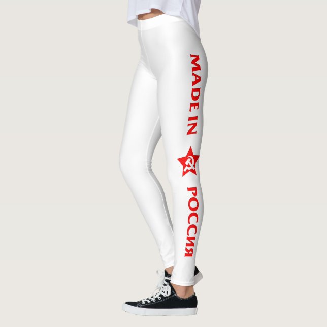 Made in Russia auf russischen Leggings (Links)