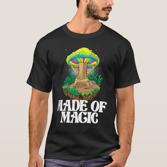 Made Of Mushroom   Women Magic Psilocybin Mushroom T-Shirt (Vorderseite)