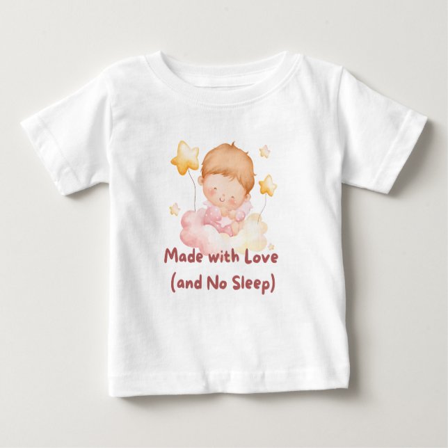 👶 "Made with Liebe (and No Sleep)" 💕 Baby T-shirt (Vorderseite)