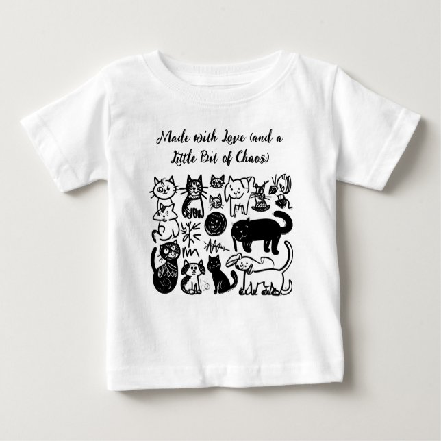 Made with Liebe & Chaos" Funny Baby T - Shirt - Ni (Vorderseite)