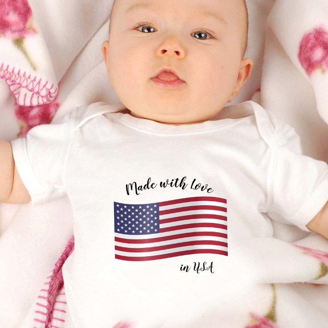 Made with Liebe in USA / American Flag Baby Strampler (Von Creator hochgeladen)