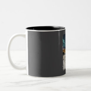 Madeira Portugal Vintage Retro Reiseplakat bei ni Zweifarbige Tasse
