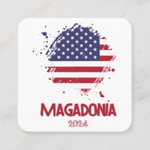 MADONIEN 2024 QUADRATISCHE VISITENKARTE