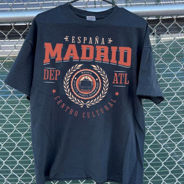 Madrid España centro cultural T-Shirt (Von Creator hochgeladen)
