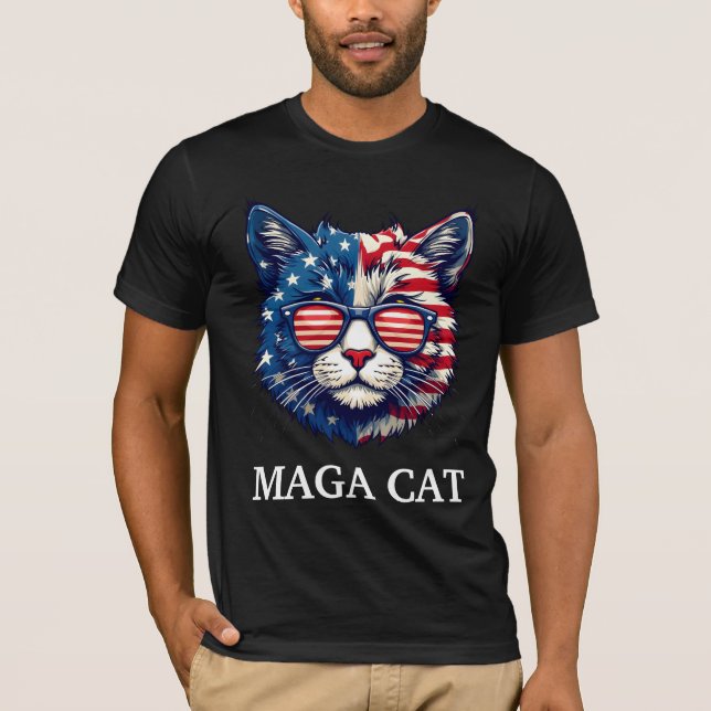 MAGA Cat Präsident Trump American Flag Patriotic T-Shirt (Vorderseite)