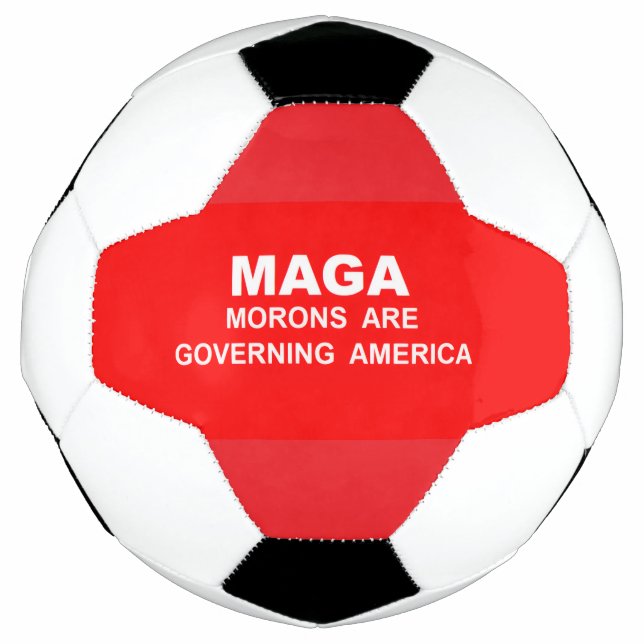 MAGA FUßBALL (Vorderseite)