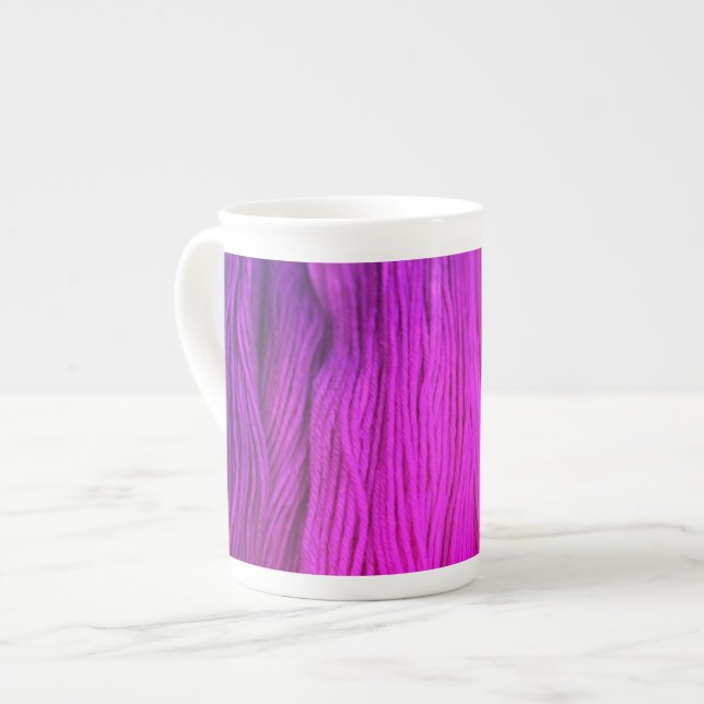 Magenta-Tasse Prozellantasse (Vorderseite Links)